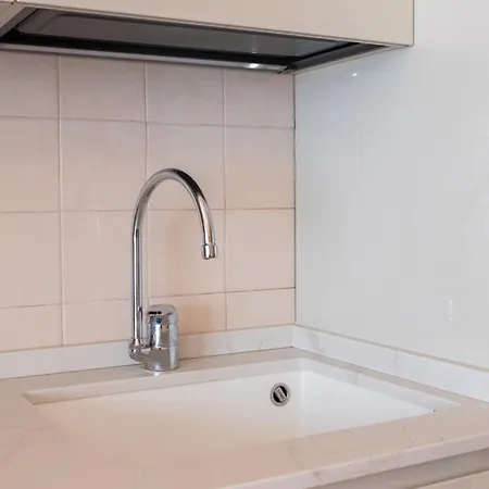 Duomo Walking Distance Elegant Flat With View Apartment Milan Exterior photo