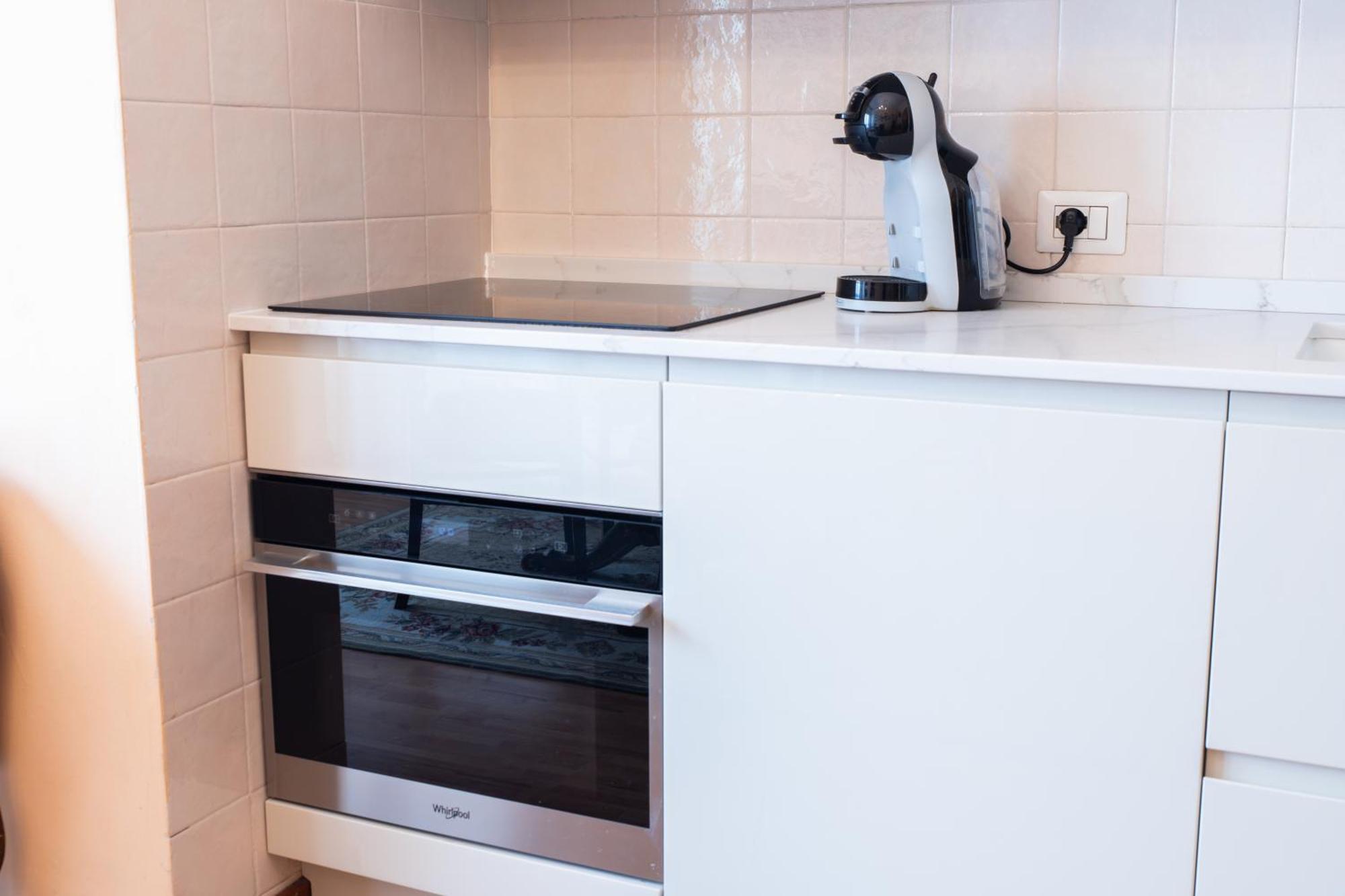Apartment Duomo Walking Distance Elegant Flat With View Milan